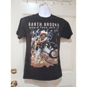 Garth Brooks World Tour 2014 Country Music Star Artist Small Solid Black T-shirt